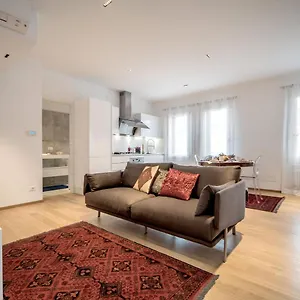 Apartment Apt. Modern Style